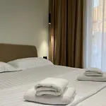 Premium * ティラナ