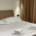 Premium ティラナ