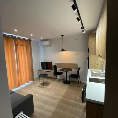 Premium * Tirana