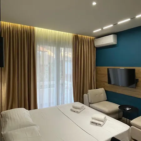 Premium Tirana